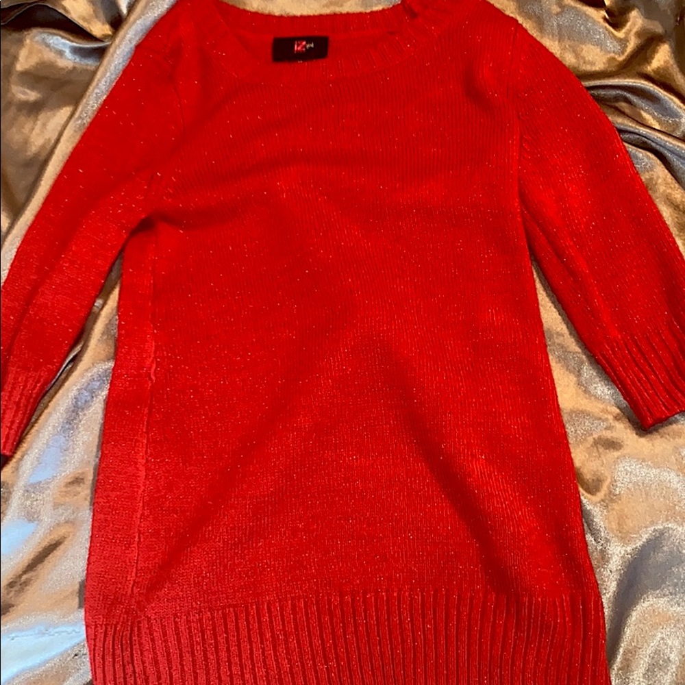 Girls 10/12 red sparkly long shirt